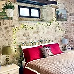Giardino Sul Fiume, Oasi Di Relax Con Vista E Parcheggio Privato A 10 Min Dal Centro Ascoli Piceno
