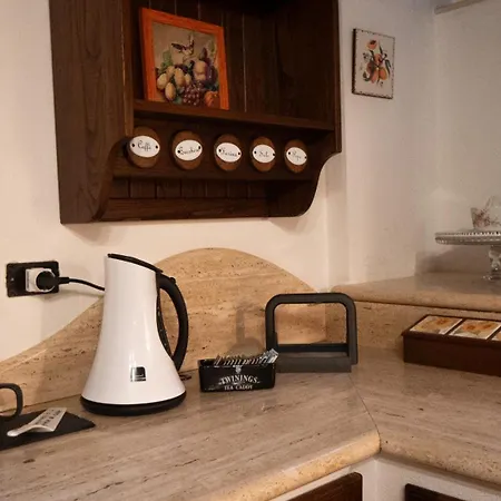 Giardino Sul Fiume A 10 Min Da Piazza Del Popolo Con Parcheggio Privato E Giardino Vista Fiume דירה אסקולי פיצ'נו