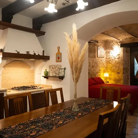 Apartment Giardino Sul Fiume A 10 Min Da Piazza Del Popolo Con Parcheggio Privato E Giardino Vista Fiume *