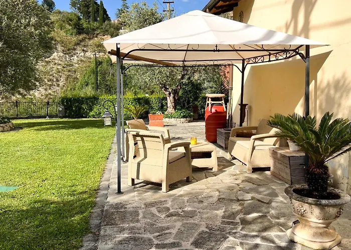 Giardino Sul Fiume, Oasi Di Relax Con Vista E Parcheggio Privato A 10 Min Dal Centro Apartment *